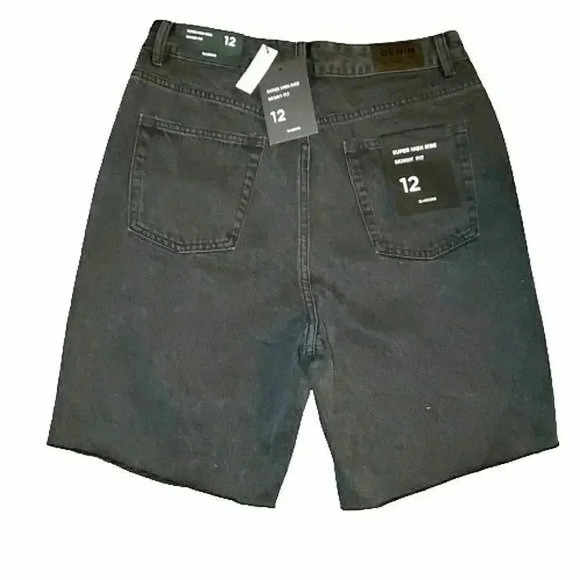 High-Rise Black Distressed Jeans Shorts Size 12 - Picture 2 of 4